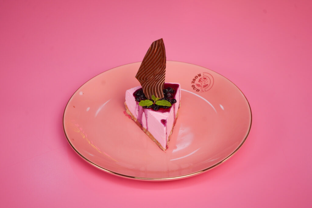 Classic New York-style cheesecake at Rose Oud Café